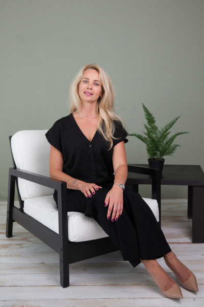 Жилет N2504-25 чорний